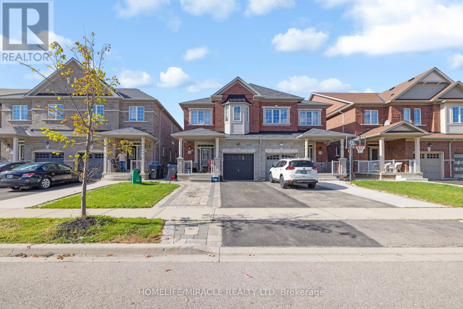 26 Altura Way, Brampton, Ontario  L6P 4A1 - Photo 1 - W13777120