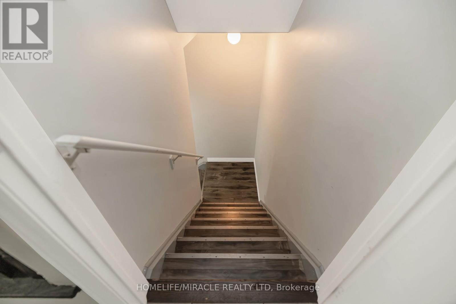 26 Altura Way, Brampton, Ontario  L6P 4A1 - Photo 17 - W13777120