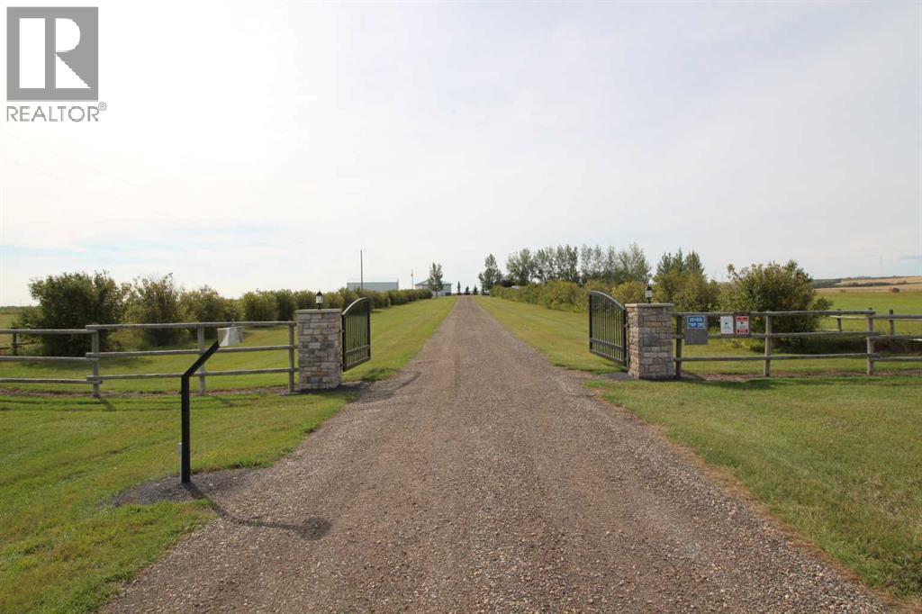 291055 Township Road 290, Rural Rocky View County, Alberta  T0M 0S0 - Photo 5 - A2344907