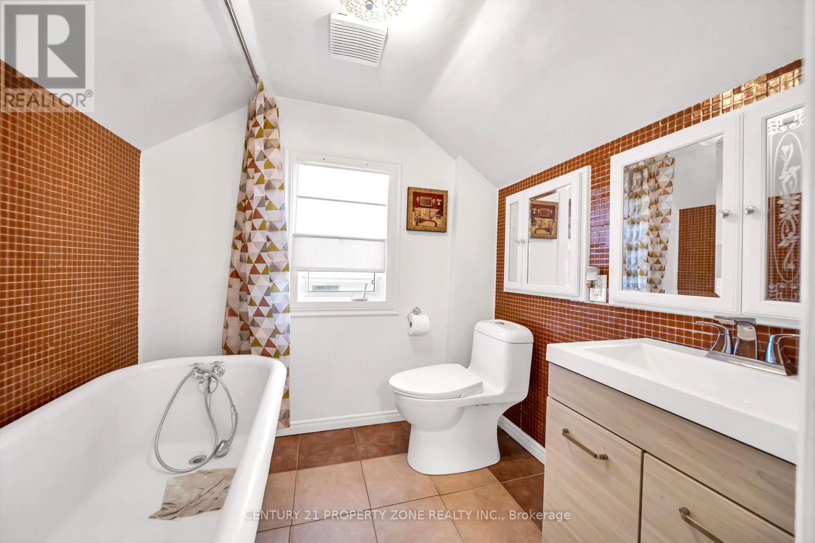 5977 Saint Marys Avenue, Niagara Falls, Ontario  L2J 1B8 - Photo 21 - X13777132