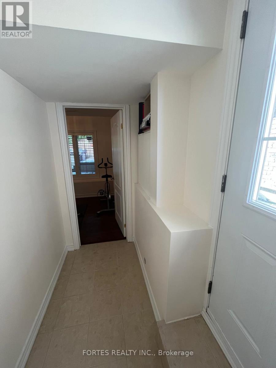 1160 Islington Avenue, Toronto, Ontario  M8Z 4S7 - Photo 43 - W13775598