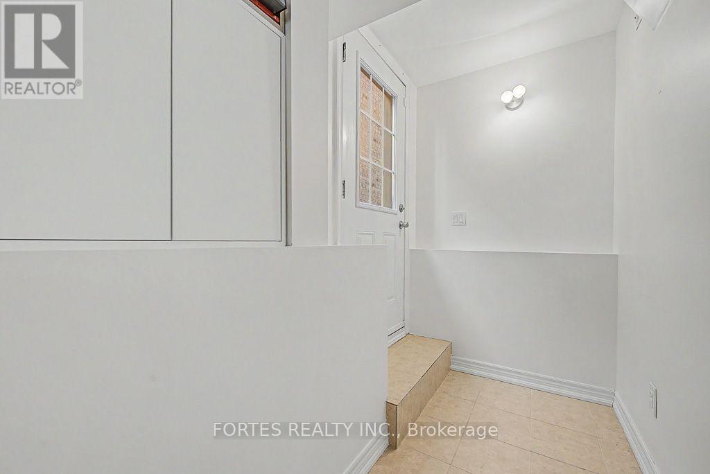1160 Islington Avenue, Toronto, Ontario  M8Z 4S7 - Photo 42 - W13775598