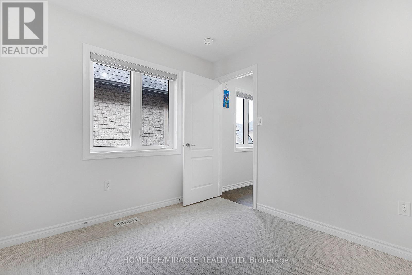 Upper - 106 Dolobram Trail, Brampton, Ontario  L7A 4Y4 - Photo 33 - W13769880