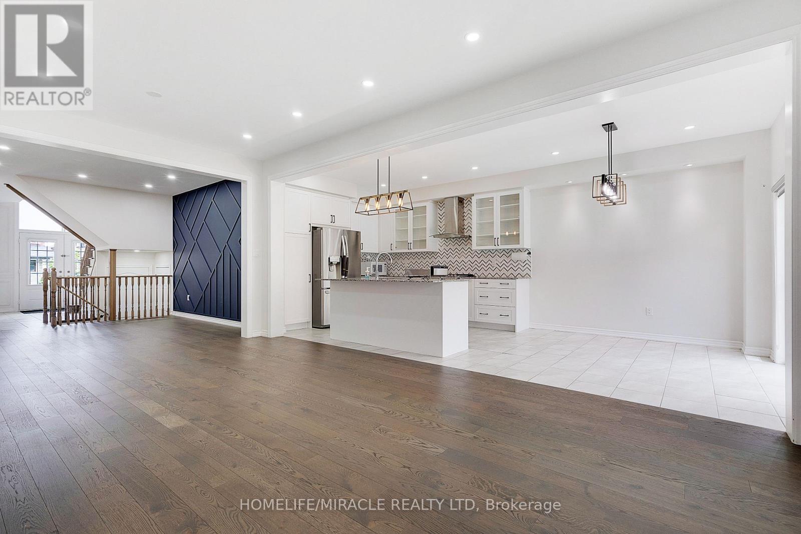 Upper - 106 Dolobram Trail, Brampton, Ontario  L7A 4Y4 - Photo 15 - W13769880