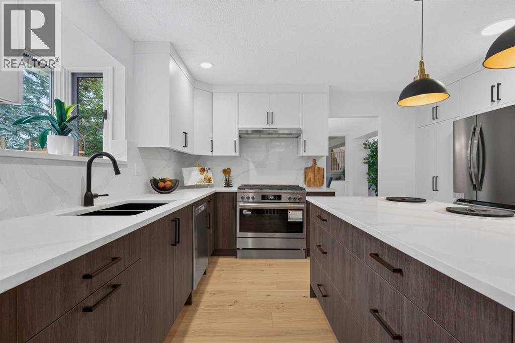 40 Edforth Road Nw, Calgary, Alberta  T3A 3V7 - Photo 10 - A2344024