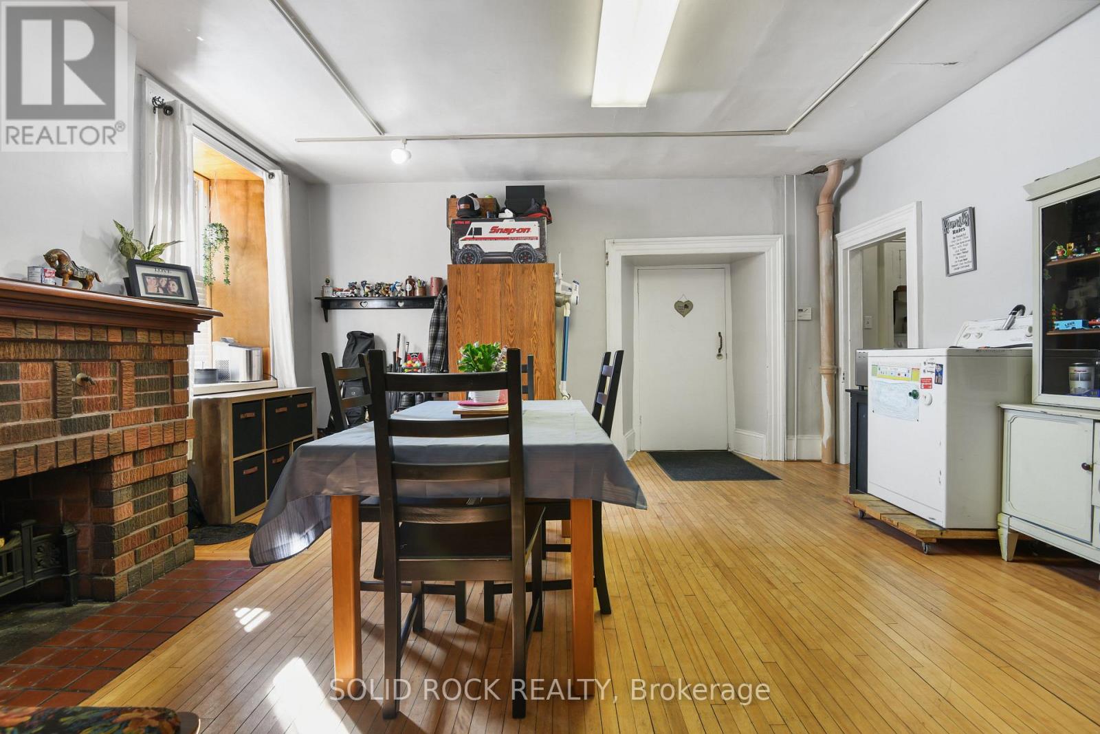 28 Wilson Street W, Perth, Ontario  K7H 2M9 - Photo 8 - X13777152