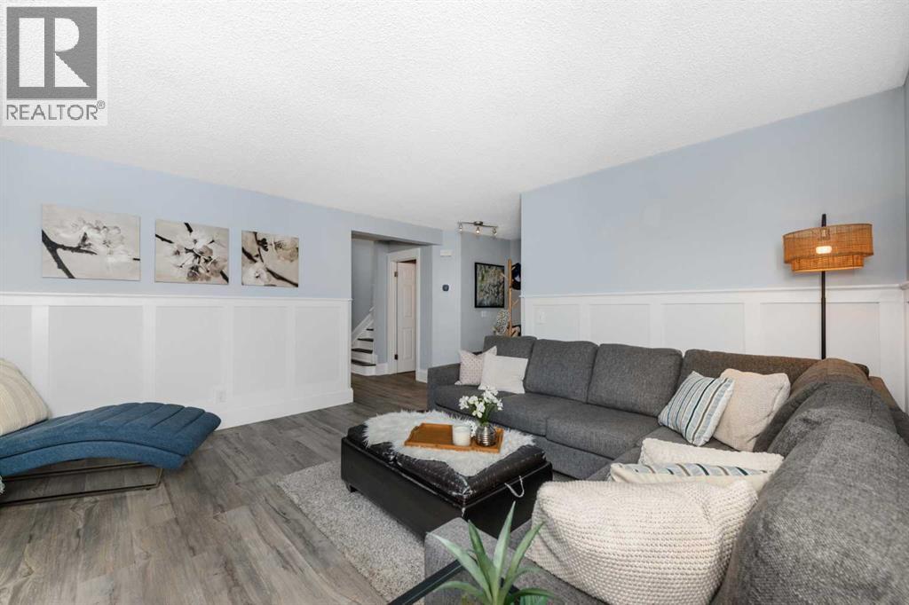 135 Country Hills Drive Nw, Calgary, Alberta  T3E 4X2 - Photo 7 - A2344230