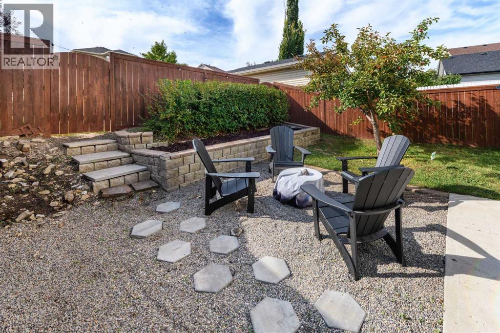 135 Country Hills Drive Nw, Calgary, Alberta  T3E 4X2 - Photo 33 - A2344230