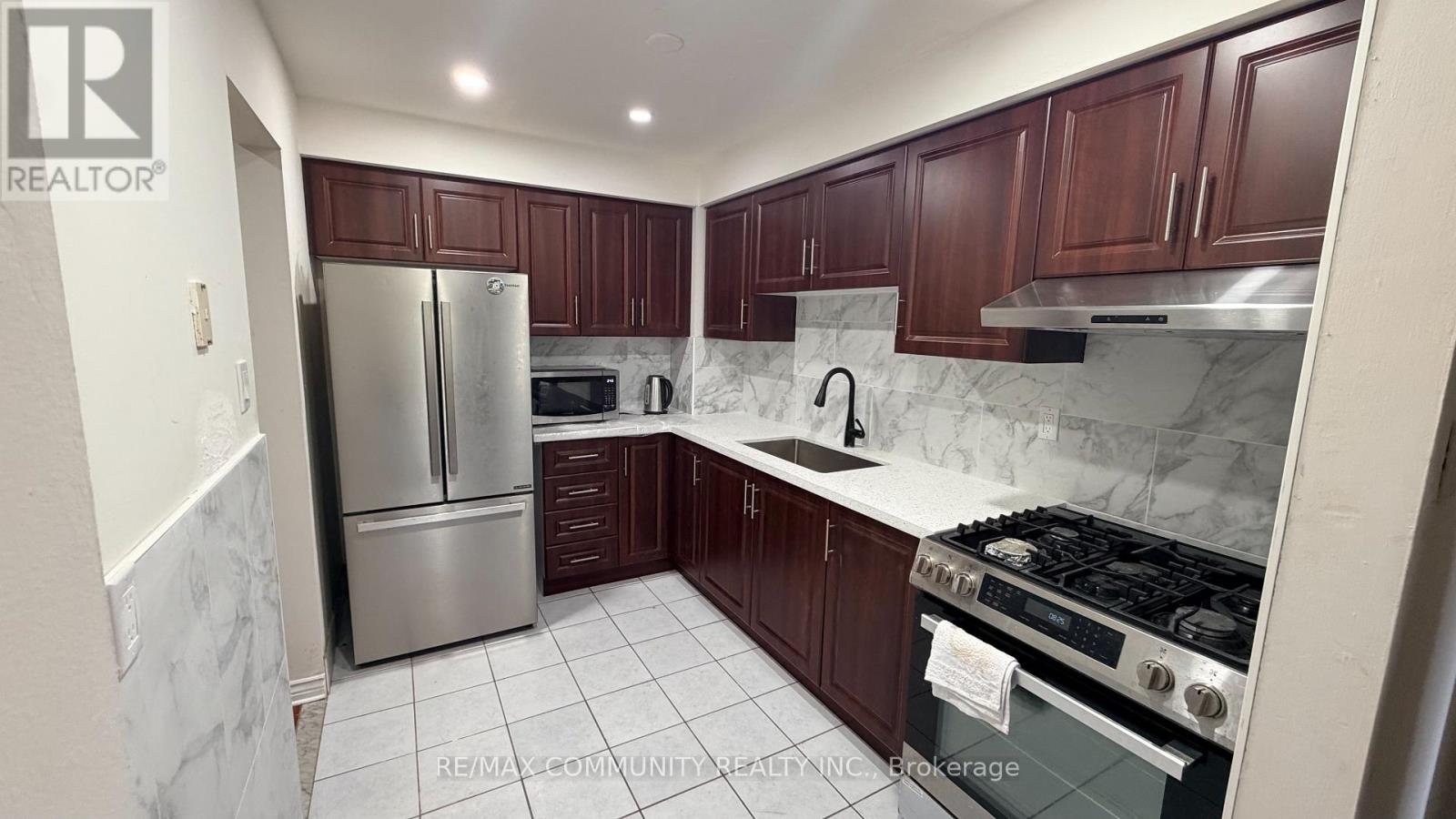 3 - 101 Dundalk Drive, Toronto, Ontario  M1P 4V1 - Photo 5 - E13777184