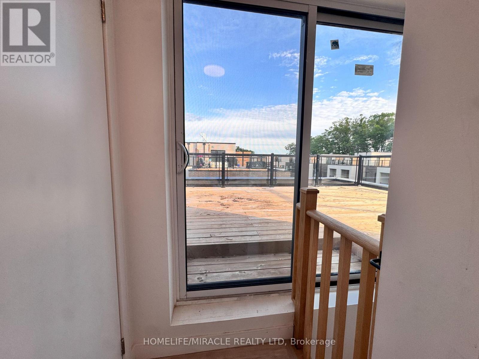 4 - 176 Clonmore Drive, Toronto, Ontario  M1N 1Y1 - Photo 32 - E13777210