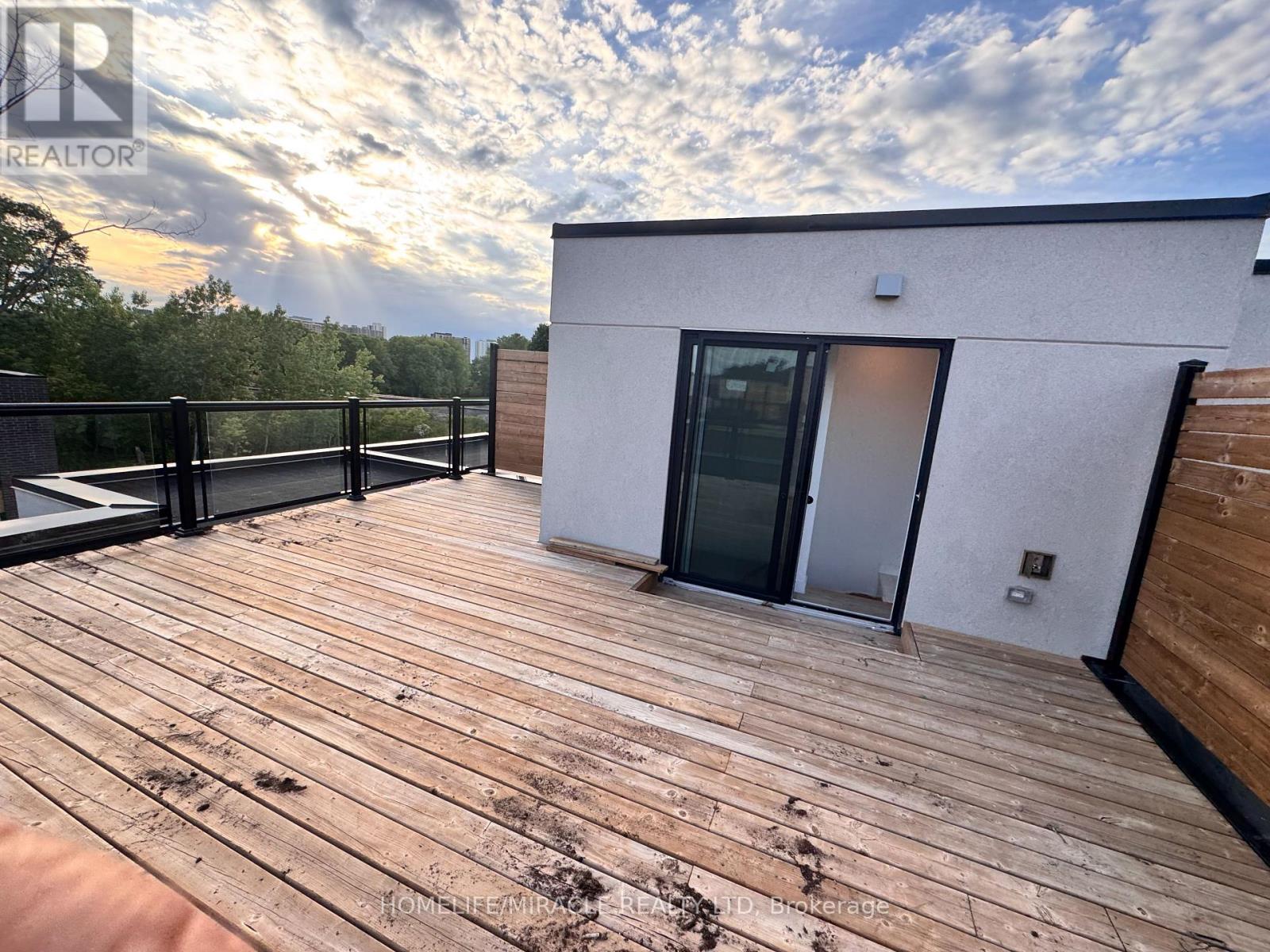 4 - 176 Clonmore Drive, Toronto, Ontario  M1N 1Y1 - Photo 38 - E13777210
