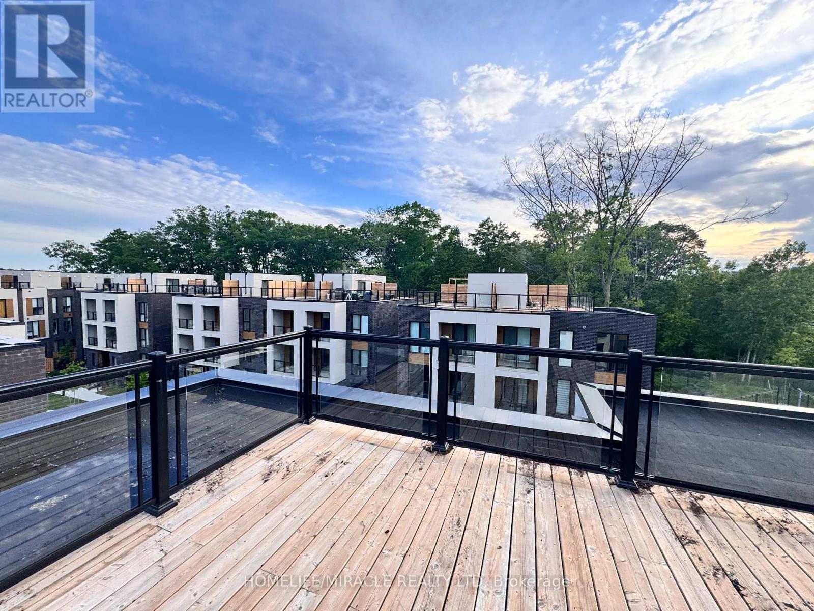 4 - 176 Clonmore Drive, Toronto, Ontario  M1N 1Y1 - Photo 39 - E13777210