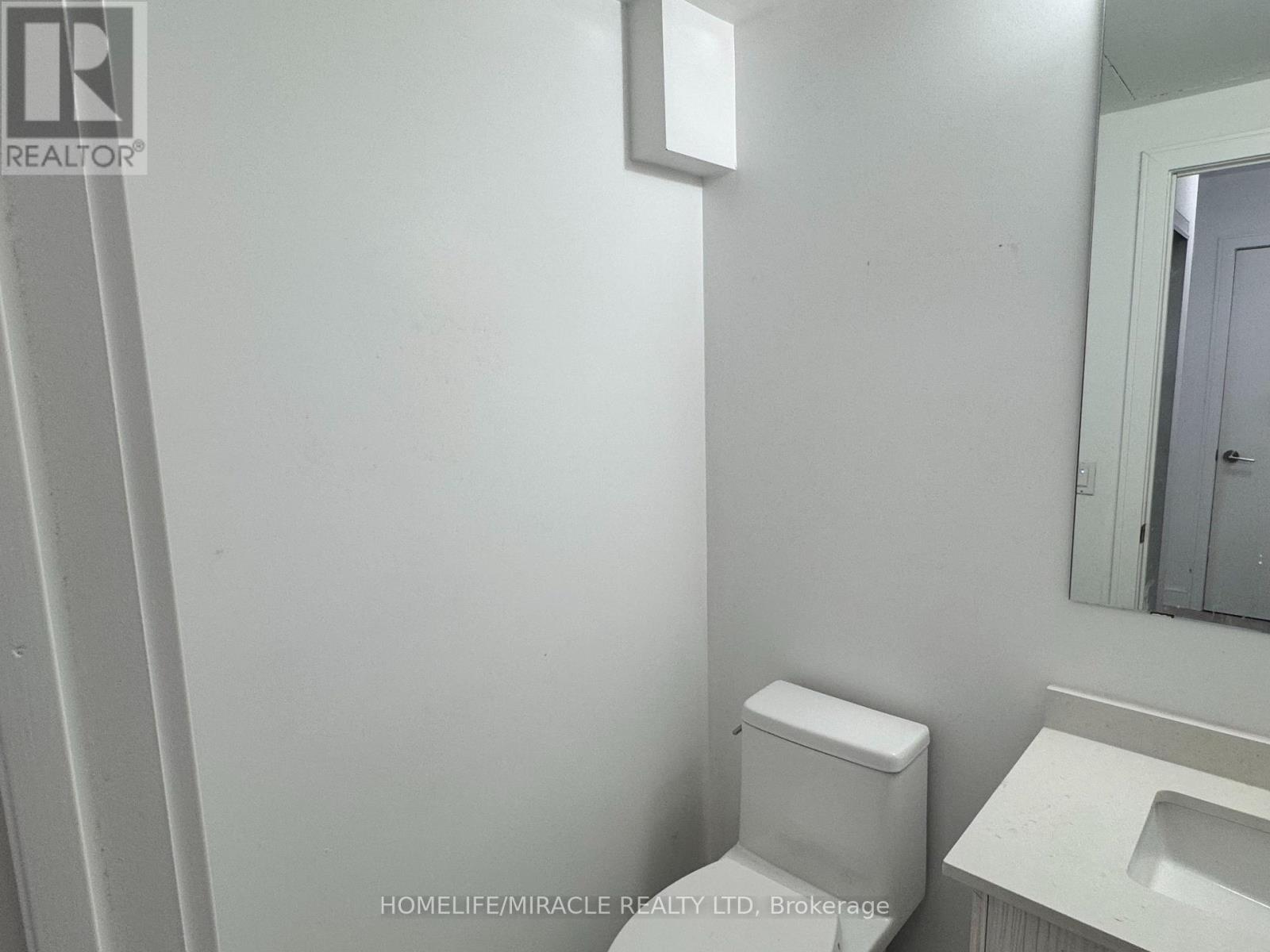 4 - 176 Clonmore Drive, Toronto, Ontario  M1N 1Y1 - Photo 8 - E13777210
