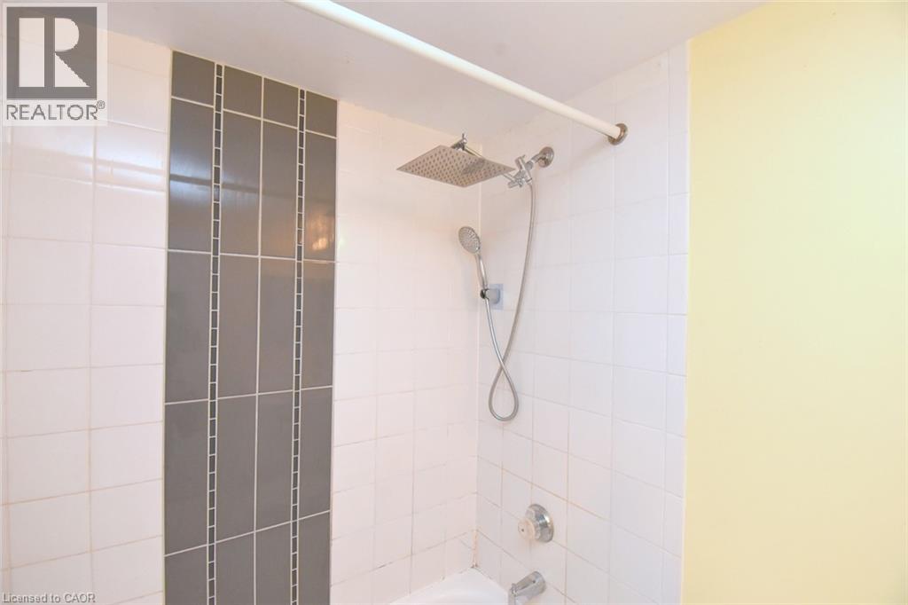 175 Cedar Avenue Unit# 215, Richmond Hill, Ontario  L4C 9V3 - Photo 12 - 40862651