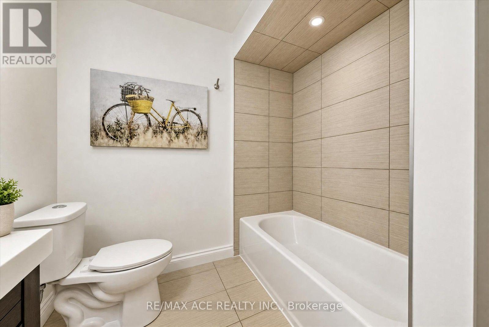 2330 Glastonbury Road S, Burlington, Ontario  L7P 3Y3 - Photo 21 - W13777190