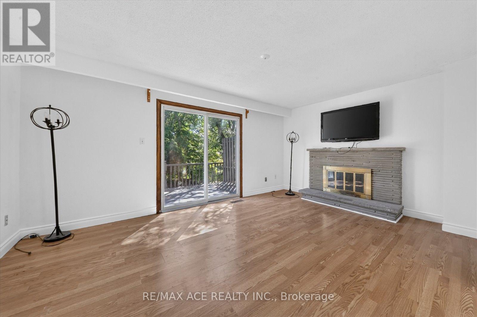 2330 Glastonbury Road S, Burlington, Ontario  L7P 3Y3 - Photo 30 - W13777190