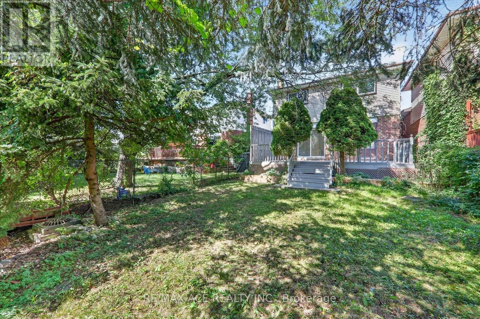 2330 Glastonbury Road S, Burlington, Ontario  L7P 3Y3 - Photo 39 - W13777190