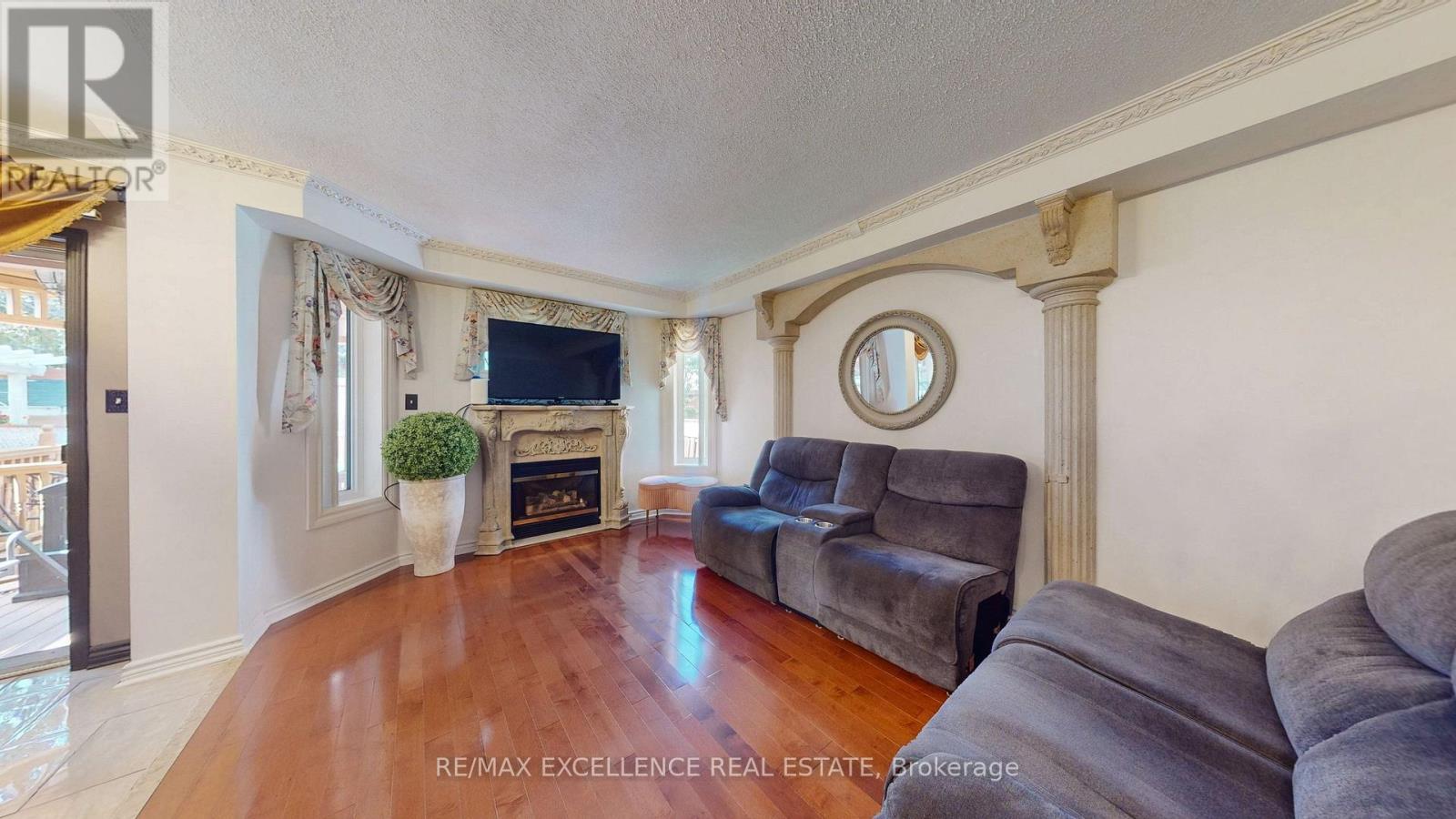 12 Prado Court, Toronto, Ontario  M6B 4L2 - Photo 20 - W13777206
