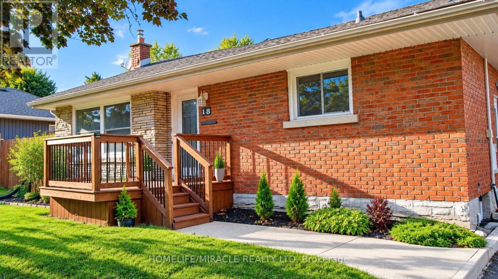 18 Clearview Drive, Cambridge, Ontario  N1S 1B2 - Photo 3 - X13777158
