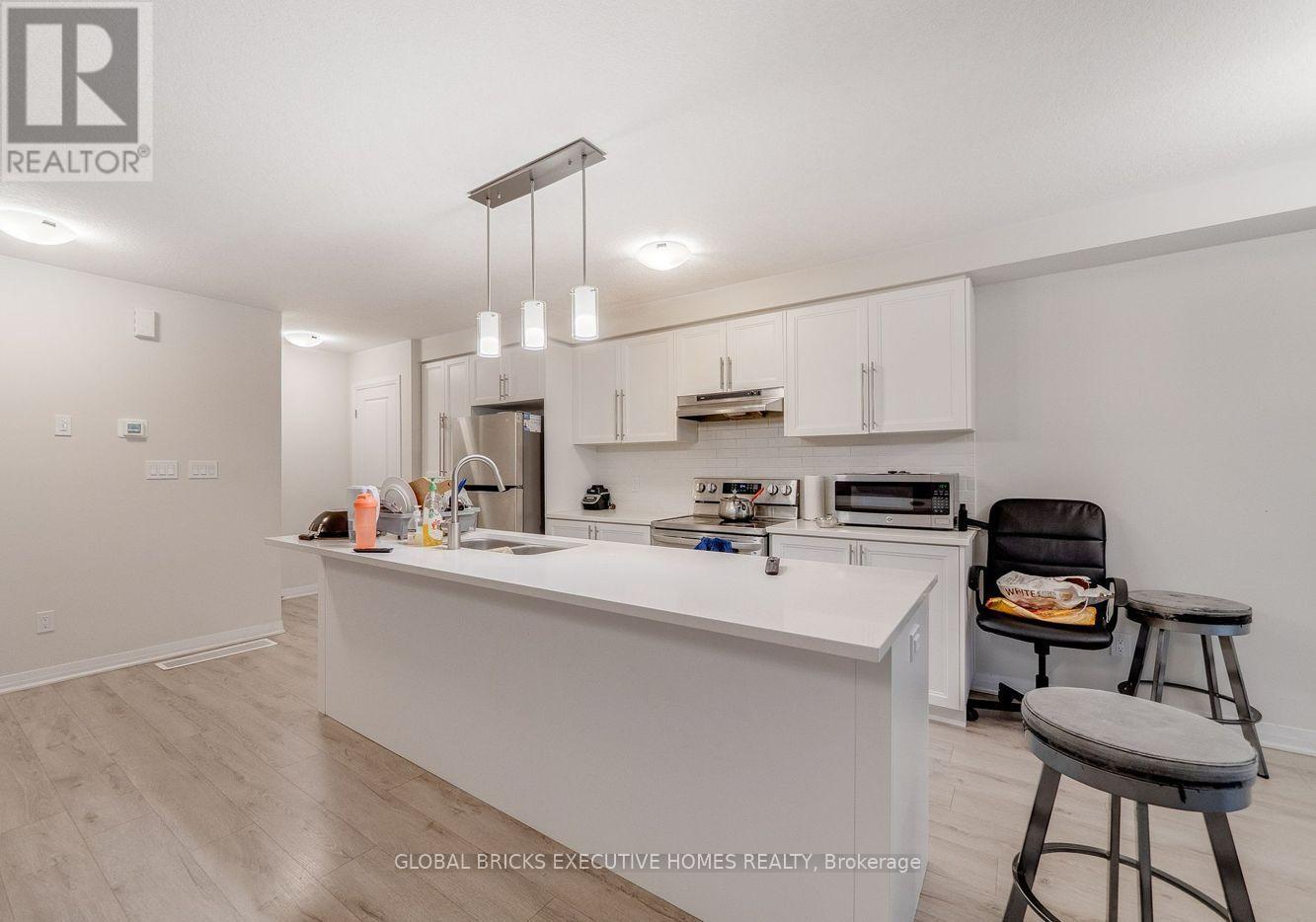 94 Progress Crescent, Kitchener, Ontario  N2R 0R7 - Photo 33 - X13777194