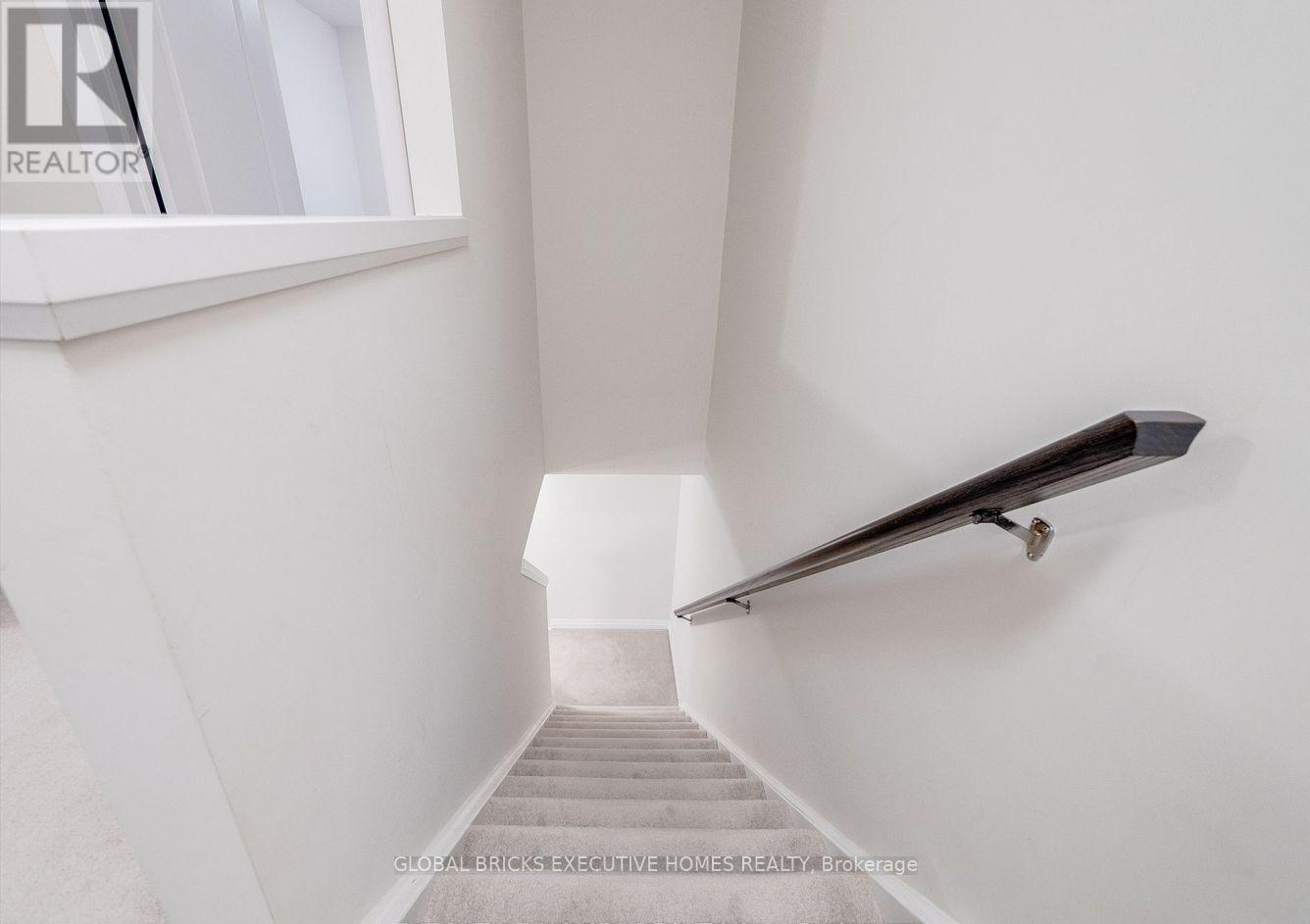 94 Progress Crescent, Kitchener, Ontario  N2R 0R7 - Photo 38 - X13777194