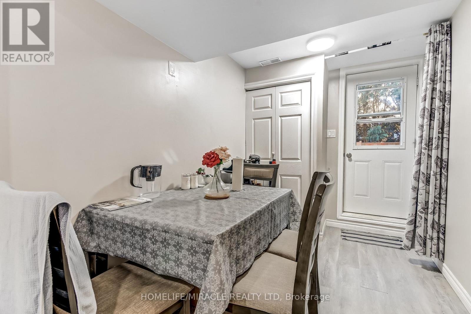 23 Willis Avenue, Strathroy-Caradoc, Ontario  N7G 0B6 - Photo 2 - X13777202