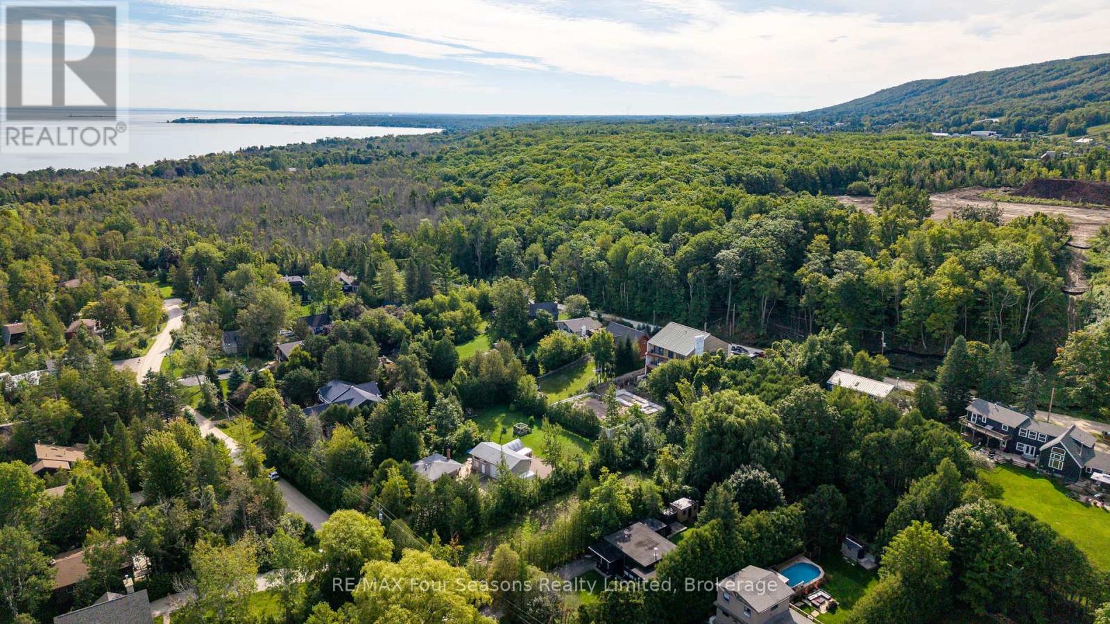 122 James Street, Blue Mountains, Ontario  L9Y 0T6 - Photo 12 - X13229106