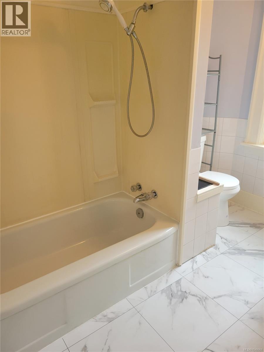 11 Eaton Ave, Saanich, British Columbia  V8Z 5C9 - Photo 31 - 1049066