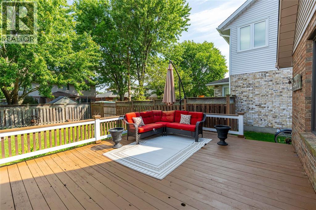 2718 Sandfield Crescent, Sarnia, Ontario  N0N 1C0 - Photo 33 - 26021566