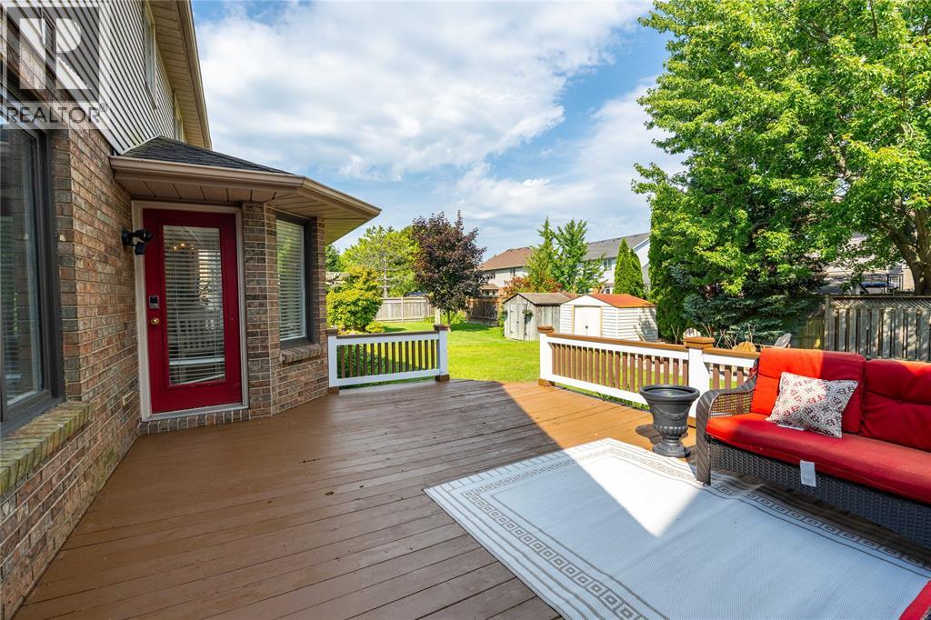2718 Sandfield Crescent, Sarnia, Ontario  N0N 1C0 - Photo 35 - 26021566