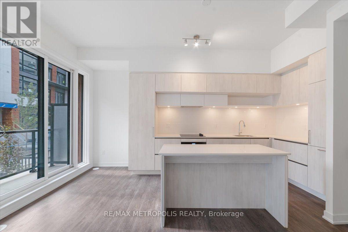 1113 - 12 David Eyer Road, Richmond Hill, Ontario  L4S 0N4 - Photo 4 - N13777220