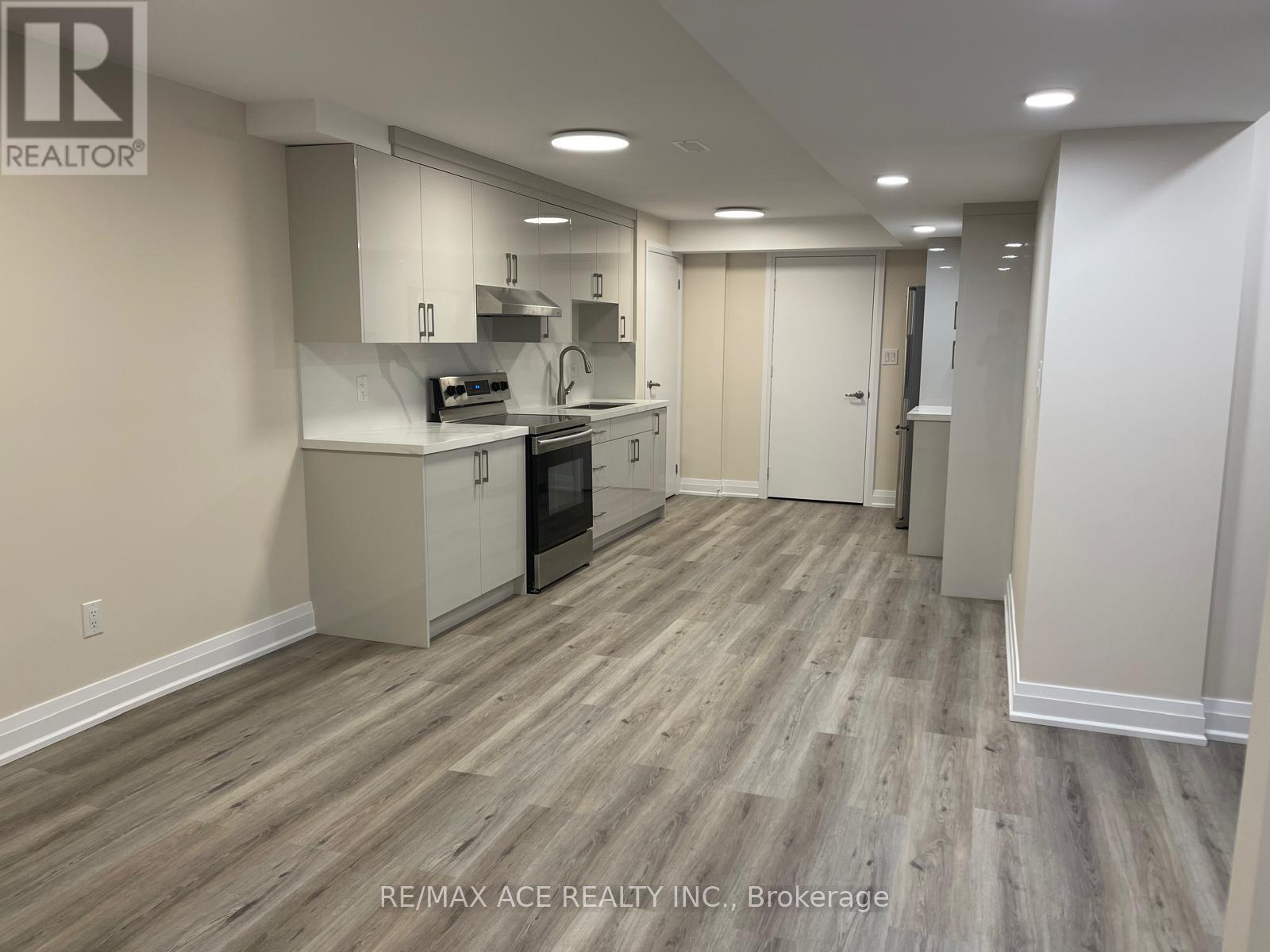 Bsmt - 668 Via Campanile Avenue, Vaughan, Ontario L4H 0Y8 - Photo 10 - N13777228