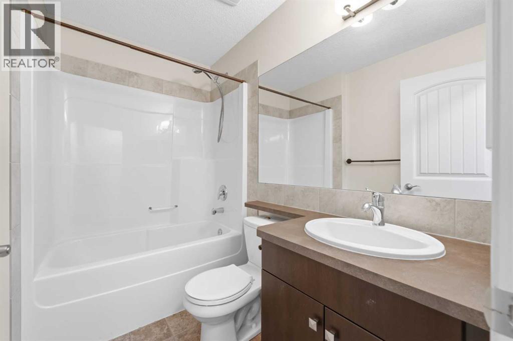 161 Sunset Common, Cochrane, Alberta  T4C 0L9 - Photo 41 - A2343544