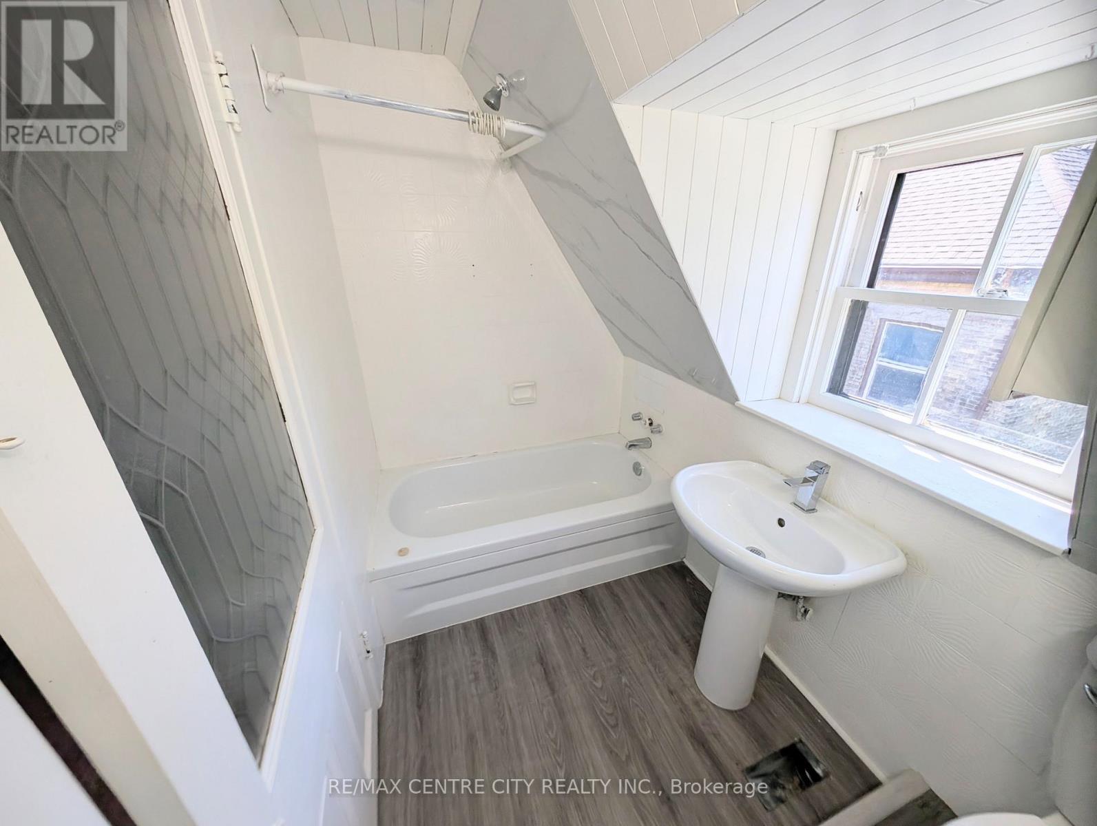 4 - 474 King Street, London East (East K), Ontario  N6B 1T1 - Photo 6 - X13777232