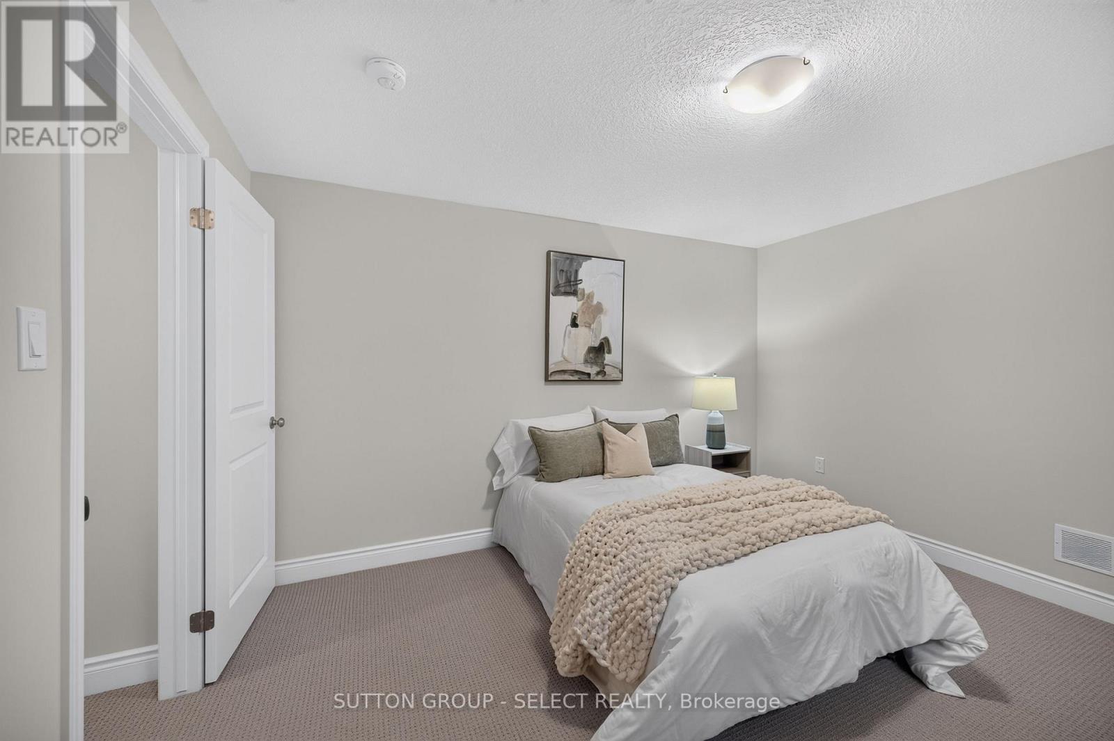 7 Violet Court, Middlesex Centre, Ontario  N0M 2A0 - Photo 24 - X13777244