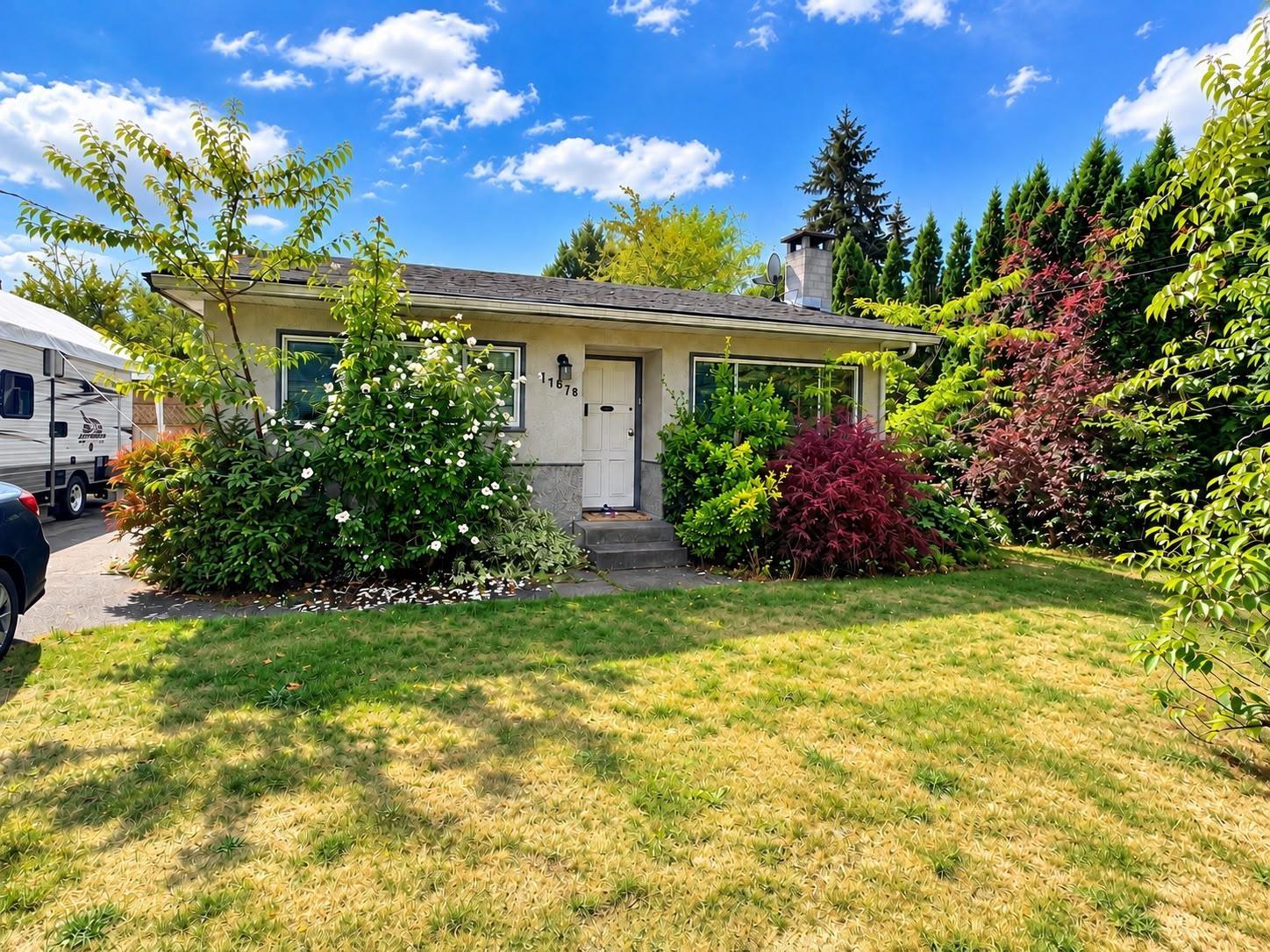17878 60 Avenue, Surrey, British Columbia  V3S 1V4 - Photo 2 - R3163278