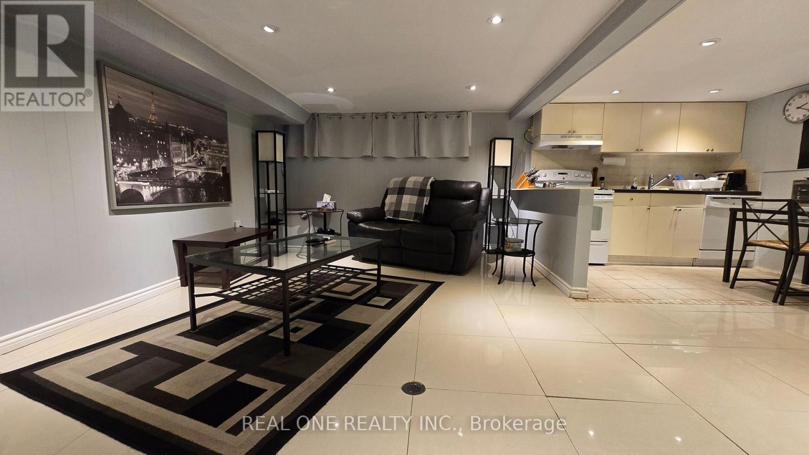 Bsmt - 369 Browndale Crescent, Richmond Hill, Ontario  L4C 3H9 - Photo 2 - N13777234