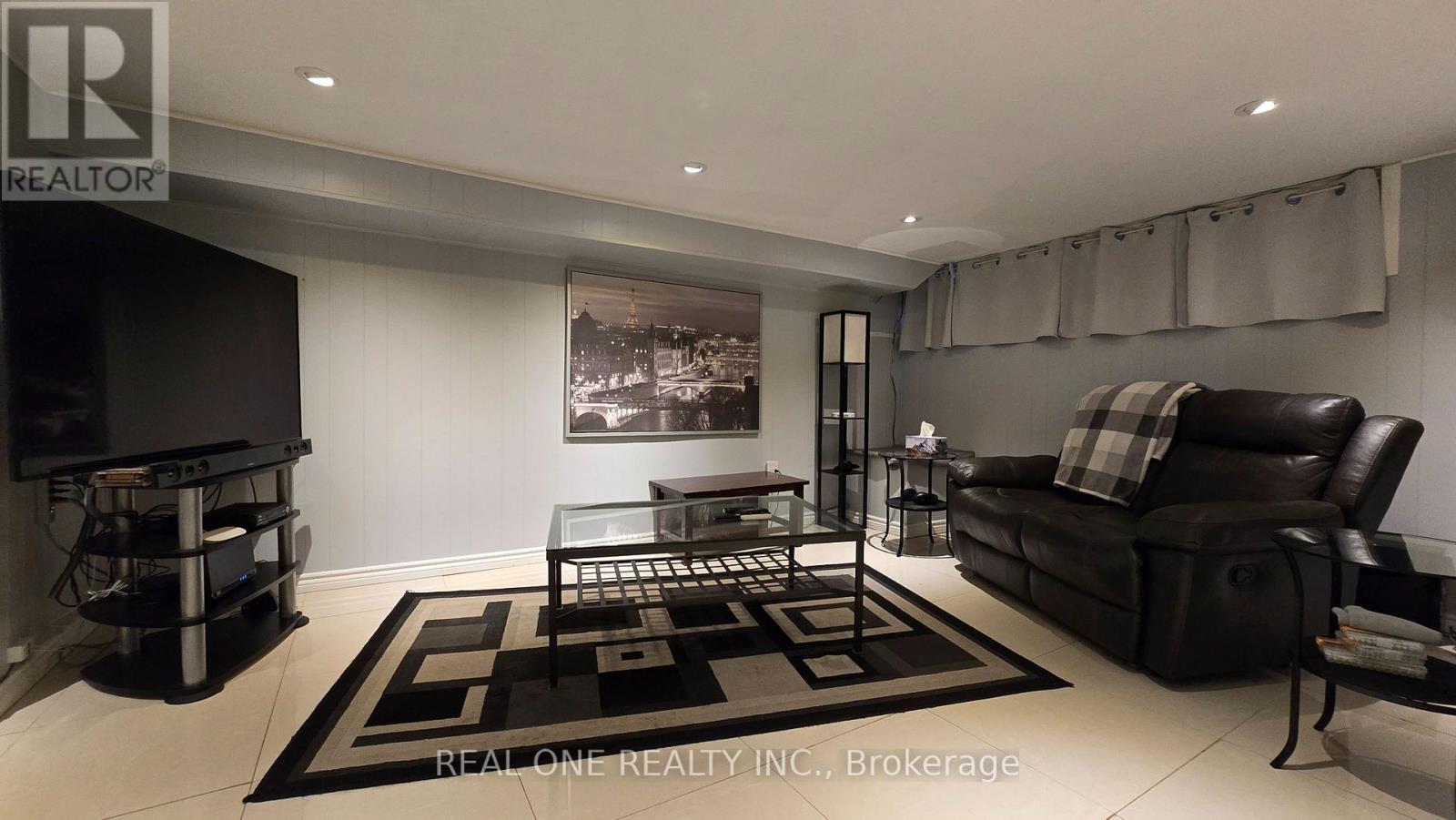 Bsmt - 369 Browndale Crescent, Richmond Hill, Ontario  L4C 3H9 - Photo 6 - N13777234