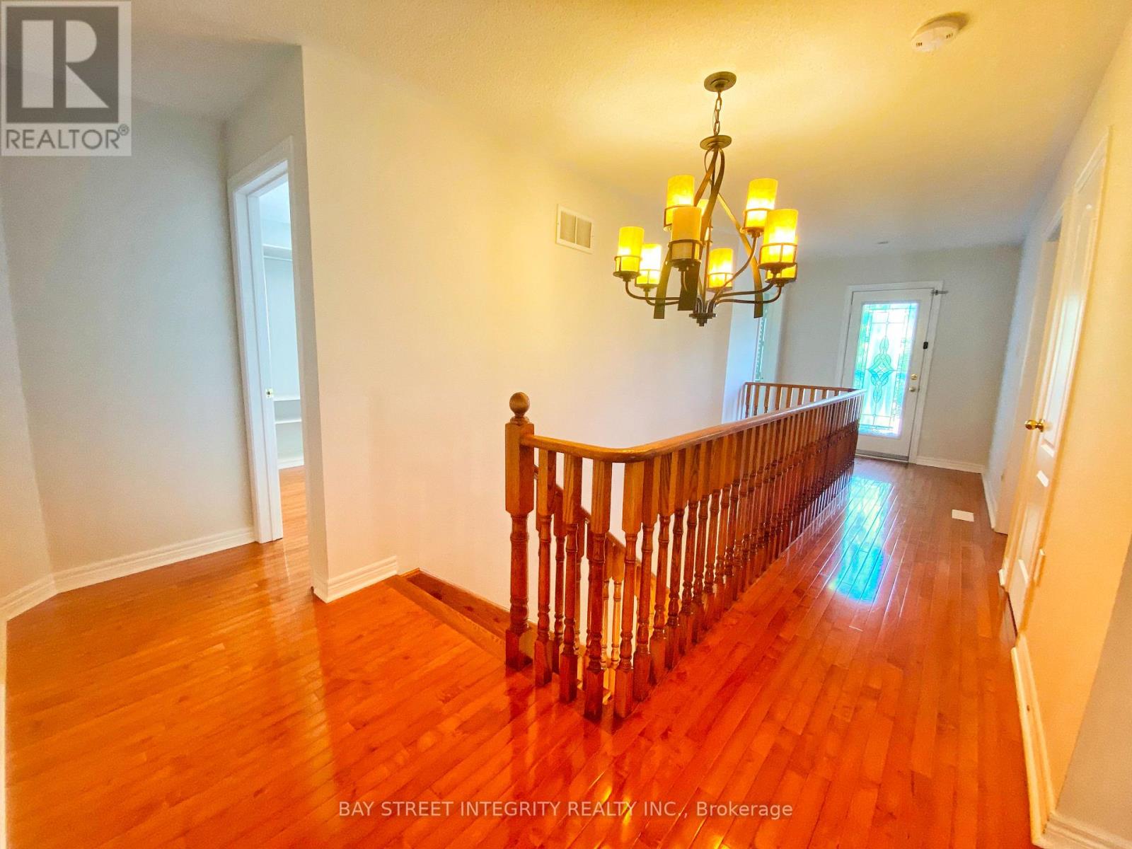 Main 114 Red River Crescent, Newmarket, Ontario  L3X 2R1 - Photo 11 - N13777252