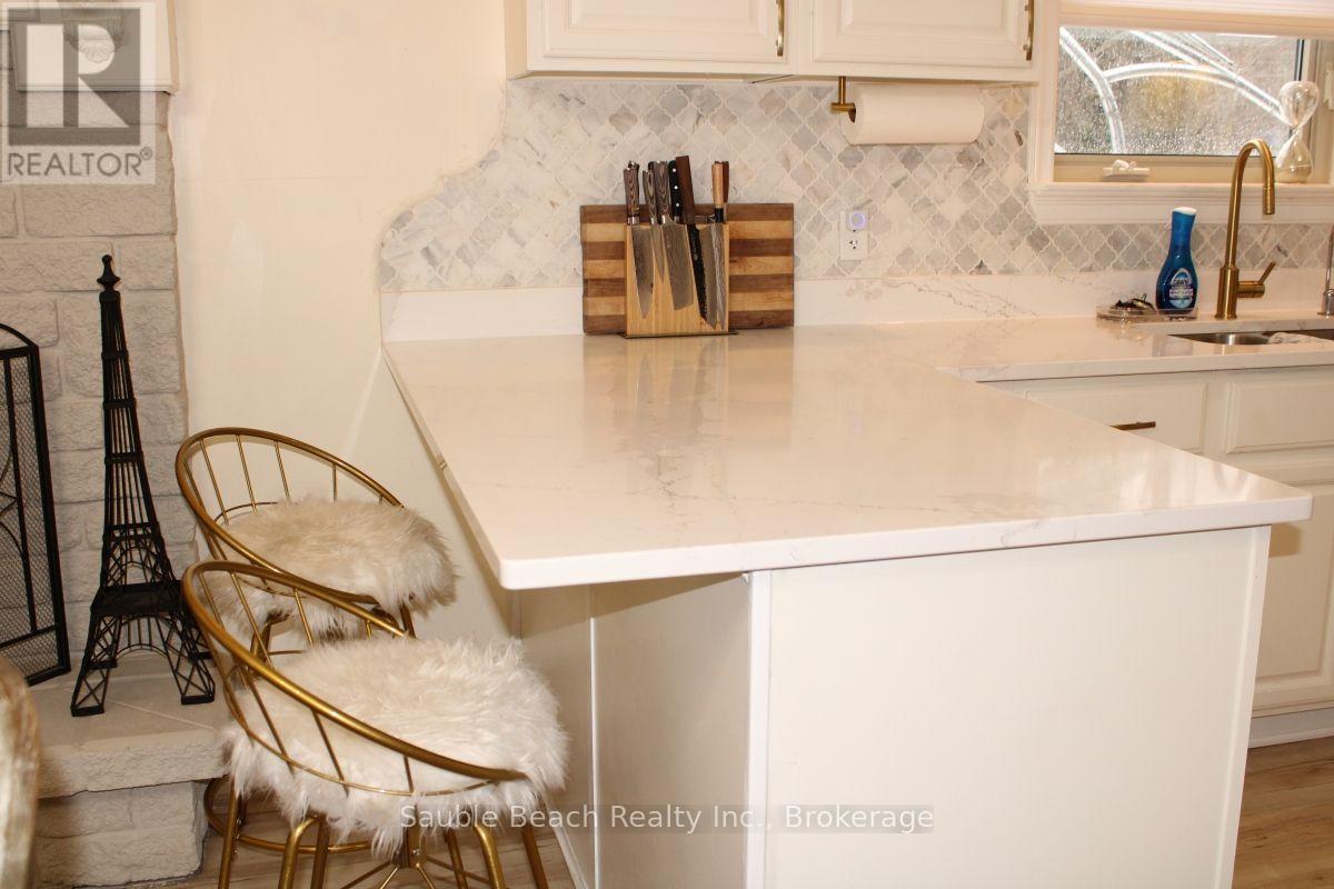 359 Sixth Street N, South Bruce Peninsula, Ontario  N0H 2G0 - Photo 15 - X13777262