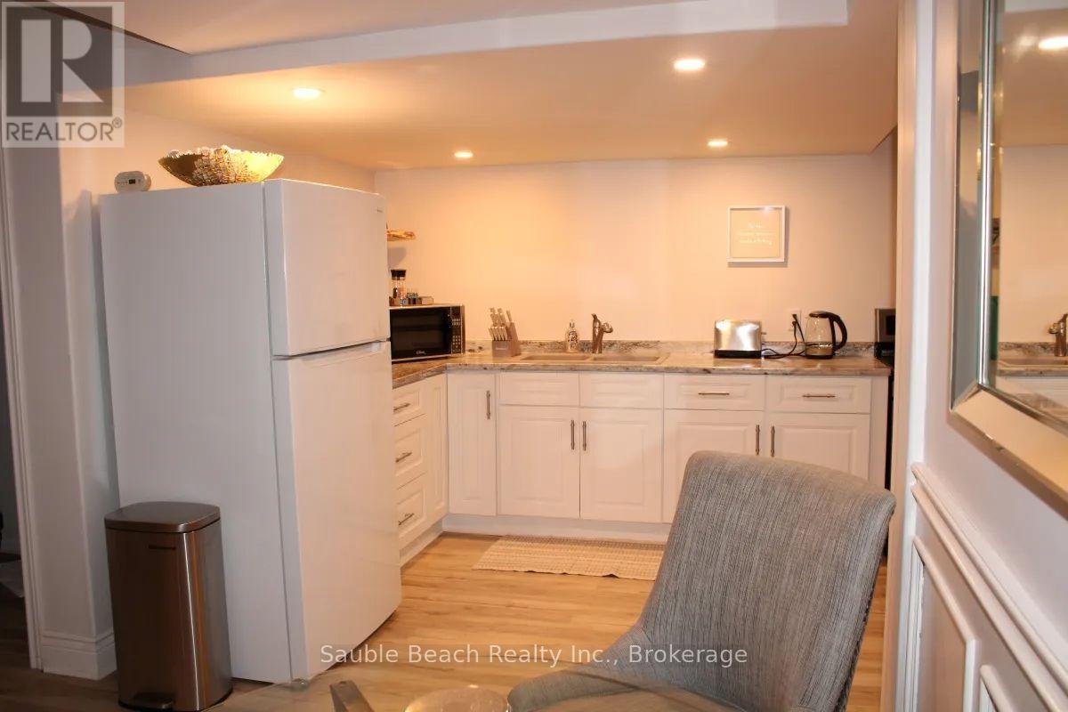 359 Sixth Street N, South Bruce Peninsula, Ontario  N0H 2G0 - Photo 23 - X13777262
