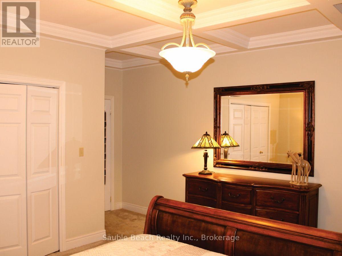 359 Sixth Street N, South Bruce Peninsula, Ontario  N0H 2G0 - Photo 33 - X13777262