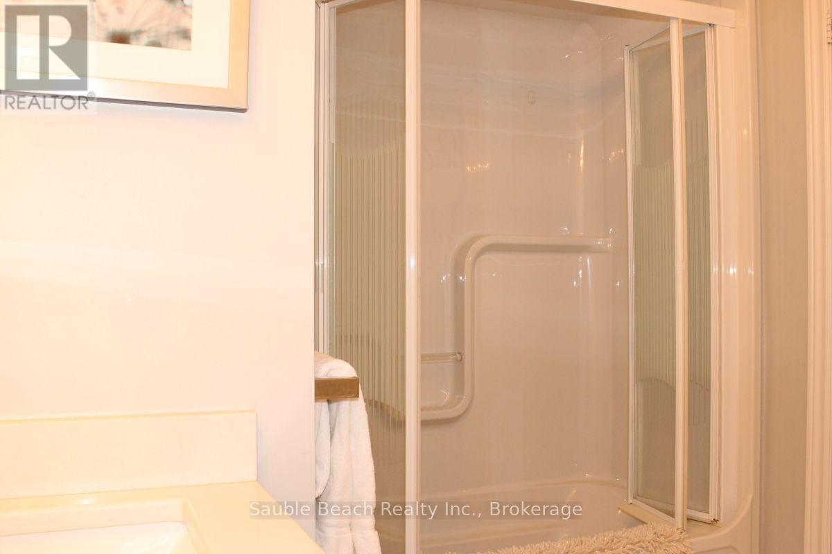 359 Sixth Street N, South Bruce Peninsula, Ontario  N0H 2G0 - Photo 37 - X13777262