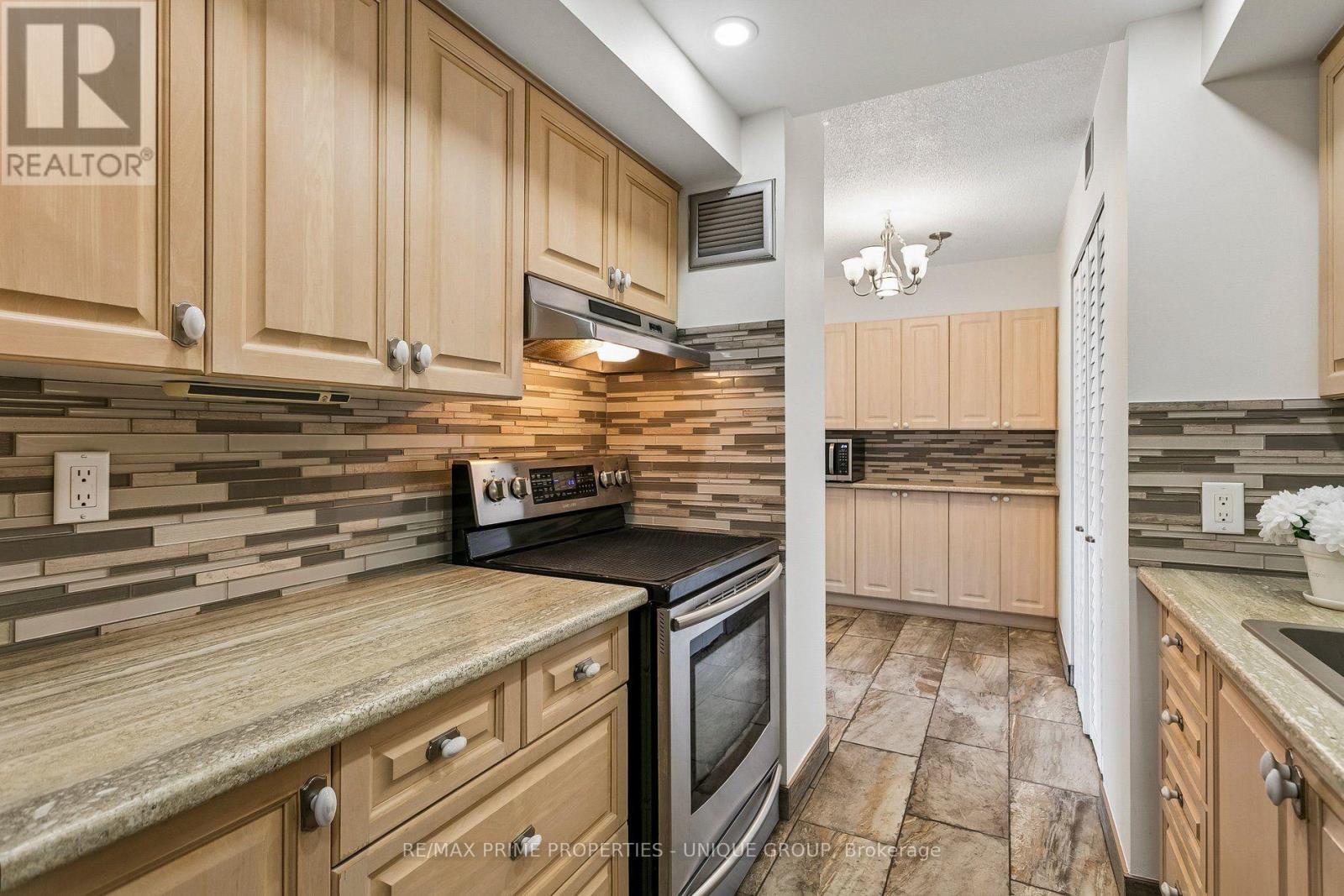 2108 - 1300 Bloor Street, Mississauga, Ontario  L4Y 3Z2 - Photo 8 - W13777240