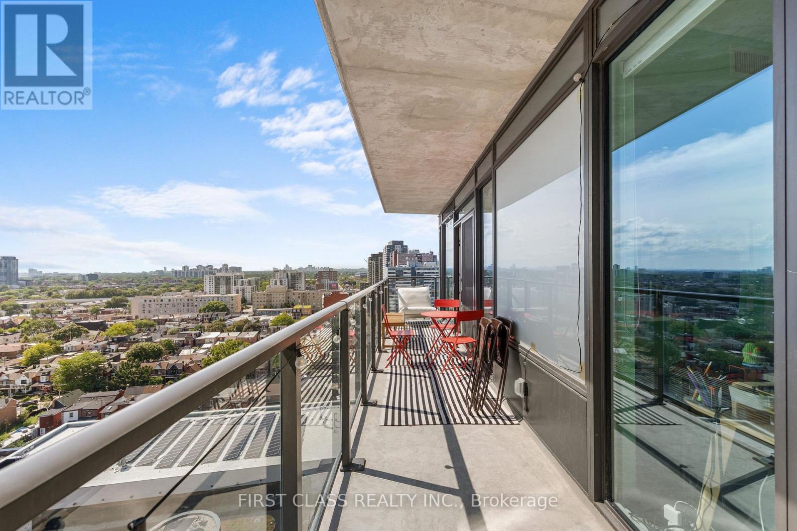 1403 - 10 Graphophone Grove, Toronto, Ontario  M6H 0E5 - Photo 11 - W13777256