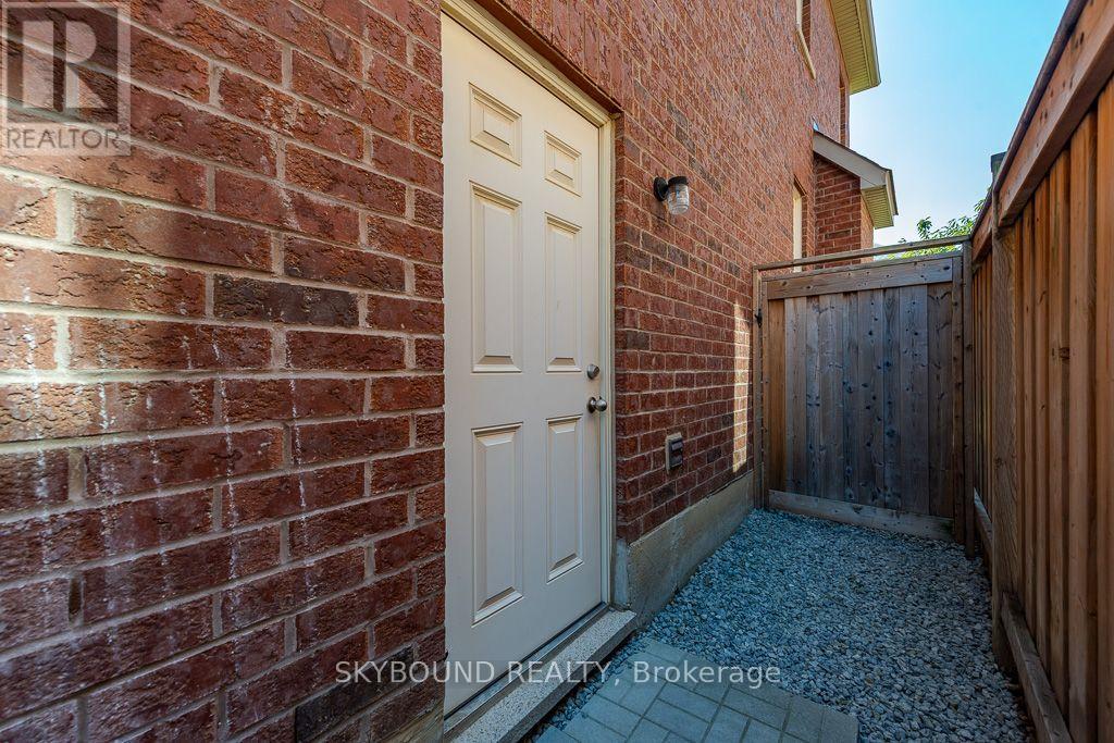 10 Villanova Road, Brampton, Ontario  L6Y 2Z4 - Photo 50 - W13770528