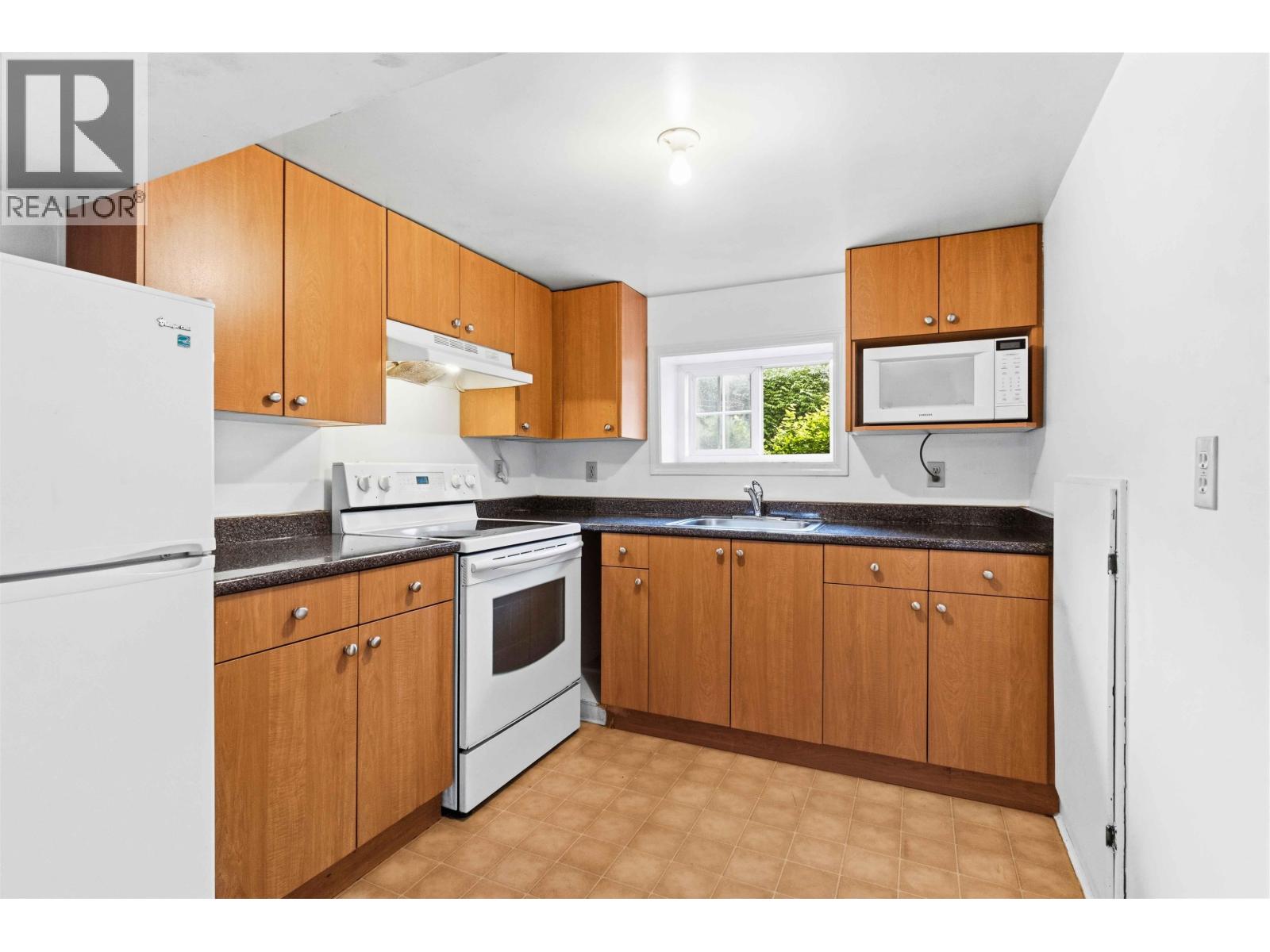 1522 Haversley Avenue, Coquitlam, British Columbia  V3J 1V6 - Photo 34 - R3144465