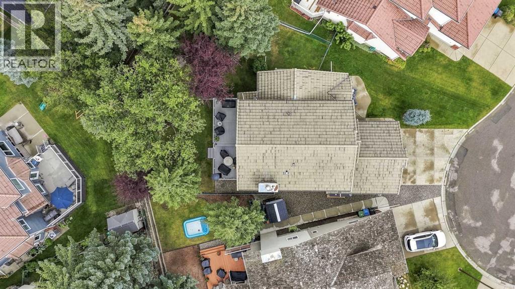 187 Hampshire Close Nw, Calgary, Alberta  T3A 4Y1 - Photo 3 - A2343451