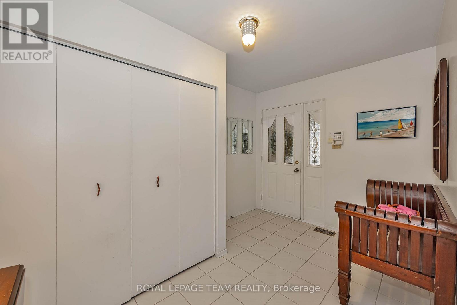 1174 Bonnie Crescent, Ottawa, Ontario  K2C 1Z5 - Photo 4 - X13777274