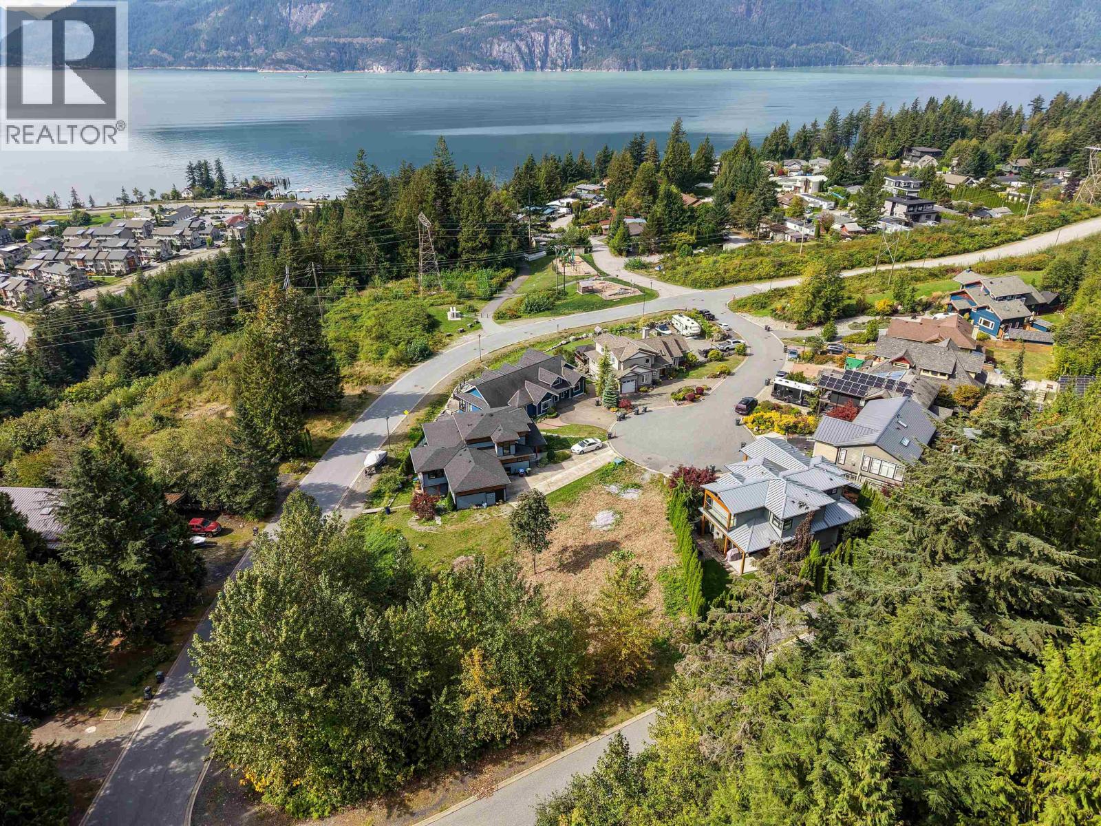 936 Thistle Place, Britannia Beach, British Columbia  V8B 1J2 - Photo 6 - R3164717
